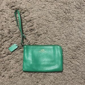 Coach Emerald Green Leather Clutch Wristlet